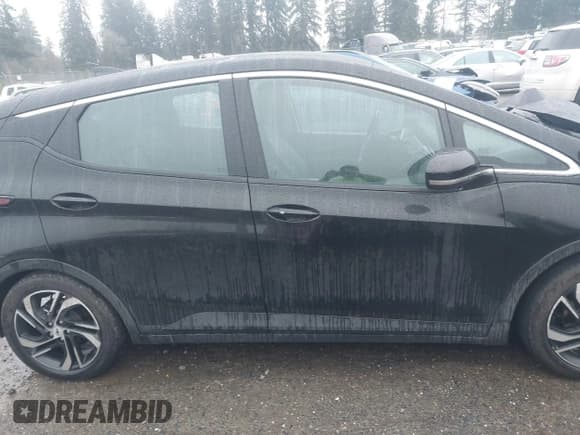 ✅ 2023 Chevrolet Bolt EV 2LT • VIN: 1G1FX6S02P4155876 • Lot: 41175436. Wystawiony na IAAI z przebiegiem 27 816 mil. Bezpłatny archiwum sprzedaży aukcyjnych z USA i szczegółowy raport historii pojazdu na DreamBid. Zdjęcie 13.