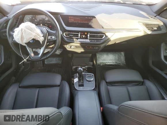 ✅ 2021 BMW 2 Series 228i xDrive • VIN: WBA73AK07M7G42009 • Lot: 93048185. Listed on Copart with 39,462 mi. Free auction sales archive from the USA and detailed vehicle history report at DreamBid. Image 8.