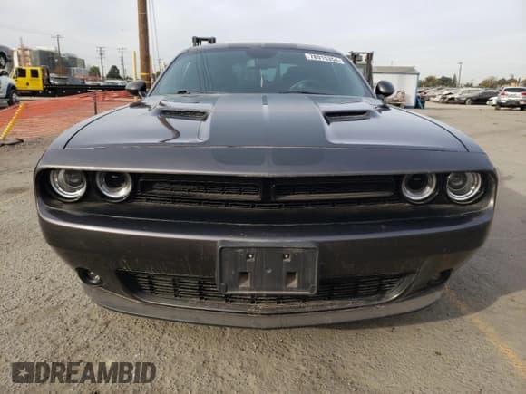 ✅ 2022 Dodge Challenger SXT • VIN: 2C3CDZGGXNH156756 • Lot: 78915354. Wystawiony na Copart z przebiegiem 43 704 mil. Bezpłatny archiwum sprzedaży aukcyjnych z USA i szczegółowy raport historii pojazdu na DreamBid. Zdjęcie 5.