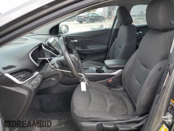 ✅ 2017 Chevrolet Volt LT • VIN: 1G1RC6S5XHU212833 • Lot: 50246834. Wystawiony na Copart z przebiegiem 60 160 mil. Bezpłatny archiwum sprzedaży aukcyjnych z USA i szczegółowy raport historii pojazdu na DreamBid. Zdjęcie 7.