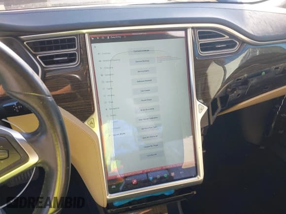 ✅ 2015 Tesla Model S 85 • VIN: 5YJSA1S1XFFP77006 • Lot: 43635423. Listed on IAAI with 94,297 mi. Free auction sales archive from the USA and detailed vehicle history report at DreamBid. Image 18.