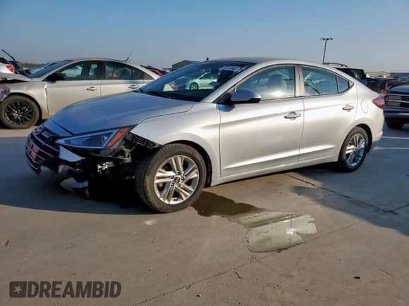 ✅ 2019 Hyundai Elantra SEL • VIN: 5NPD84LF0KH462646 • Lot: 81154575. Wystawiony na Copart z przebiegiem 59 186 mil mil. Skorzystaj z bezpłatnego archiwum sprzedaży aukcyjnych z USA i zobacz szczegółowy raport historii pojazdu na DreamBid. Zdjęcie 1.