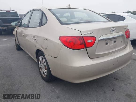 2010 Hyundai Elantra SE with VIN KMHDU4AD2AU048166, listed as a IAAI auction lot 42648304 with 131,122 mi miles and . Bid and sale history available at DreamBid. Image 3.