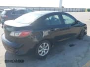 ✅ 2012 Mazda 3 i Sport • VIN: JM1BL1UF4C1527591 • Lot: 42543537. Wystawiony na IAAI z przebiegiem 199 000 mil. Bezpłatny archiwum sprzedaży aukcyjnych z USA i szczegółowy raport historii pojazdu na DreamBid. Zdjęcie 4.