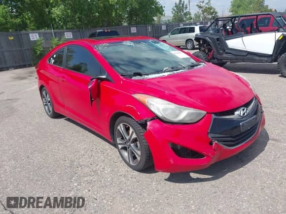 2013 Hyundai Elantra GS z VIN KMHDH6AE2DU018923, wystawiony jako IAAI lot #42349837 z przebiegiem 199 826 mil mil oraz . Historia ofert i sprzedaży dostępna na DreamBid. Obrazek 1.