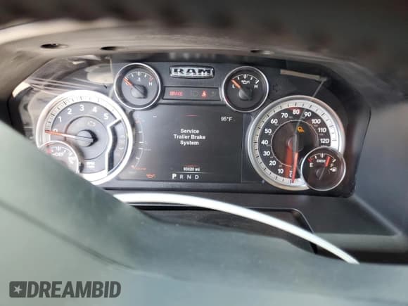 ✅ 2018 Ram 1500 Big Horn • VIN: 1C6RR7LM9JS227074 • Лот: 53315045. Опубликован ранее на Copart с пробегом 93 020 миль. Бесплатный доступ к архиву аукционных продаж из США и подробный отчёт об истории автомобиля на DreamBid. Изображение 9.