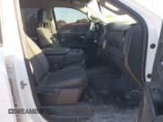 ✅ 2021 Chevrolet Silverado 2500HD Work Truck • VIN: 1GC1YLE78MF288230 • Лот: 43635503. Опубликован ранее на IAAI с пробегом 127 646 миль. Бесплатный доступ к архиву аукционных продаж из США и подробный отчёт об истории автомобиля на DreamBid. Изображение 5.