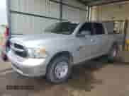 2019 Ram 1500 SLT z VIN 1C6RR7LG6KS596180, wystawiony jako Copart lot #86111715 z przebiegiem 27 975 mil mil oraz Czysty tytuł • Clean title. Historia ofert i sprzedaży dostępna na DreamBid. Obrazek 1.