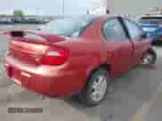 2004 Dodge Neon SXT z VIN 1B3ES56C04D504384, wystawiony jako IAAI lot #41988581 z przebiegiem 166 602 mil mil oraz . Historia ofert i sprzedaży dostępna na DreamBid. Obrazek 4.