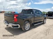 ✅ 2021 Chevrolet Silverado 1500 LTZ • VIN: 3GCUYGET0MG157115 • Lot: 62661835. Wystawiony na Copart z przebiegiem 129 319 mil. Bezpłatny archiwum sprzedaży aukcyjnych z USA i szczegółowy raport historii pojazdu na DreamBid. Zdjęcie 3.