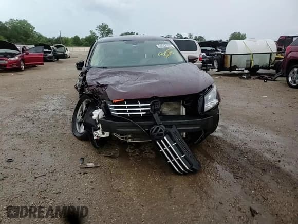 ✅ 2012 Volkswagen Passat SE • VIN: 1VWBP7A35CC083852 • Lot: 65082485. Listed on Copart with 102,879 mi. Free auction sales archive from the USA and detailed vehicle history report at DreamBid. Image 13.