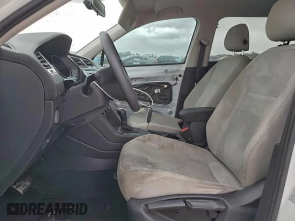 ✅ 2018 Volkswagen Tiguan S • VIN: 3VV1B7AX4JM079823 • Lot: 95833855. Listed on Copart with 66,522 mi. Free auction sales archive from the USA and detailed vehicle history report at DreamBid. Image 7.