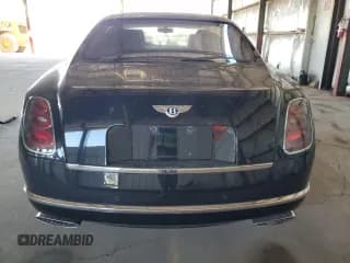✅ 2016 Bentley Mulsanne • VIN: SCBBG7ZH0GC002090 • Lot: 81361444. Wystawiony na Copart z przebiegiem 64 304 mil. Bezpłatny archiwum sprzedaży aukcyjnych z USA i szczegółowy raport historii pojazdu na DreamBid. Zdjęcie 6.