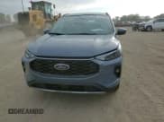 ✅ 2025 Ford Escape ST-Line Select • VIN: 1FMCU9NZ9SUA01555 • Lot: 86453595. Wystawiony na Copart z przebiegiem 12 811 mil. Bezpłatny archiwum sprzedaży aukcyjnych z USA i szczegółowy raport historii pojazdu na DreamBid. Zdjęcie 15.