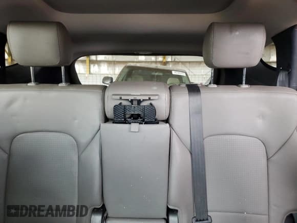 ✅ 2016 Hyundai Santa Fe • VIN: 5XYZW4LA8GG310208 • Лот: 46124263. Опубликован ранее на Copart с пробегом 84 001 миль. Бесплатный доступ к архиву аукционных продаж из США и подробный отчёт об истории автомобиля на DreamBid. Изображение 10.