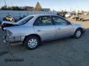 ✅ 2002 Honda Accord VP • VIN: 1HGCF866X2A054524 • Lot: 88999345. Wystawiony na Copart z przebiegiem 199 811 mil. Bezpłatny archiwum sprzedaży aukcyjnych z USA i szczegółowy raport historii pojazdu na DreamBid. Zdjęcie 3.