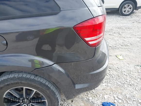 ✅ 2017 Dodge Journey SE • VIN: 3C4PDCAB9HT581954 • Лот: 43327927. Опубликован ранее на IAAI с пробегом 175 799 миль. Бесплатный доступ к архиву аукционных продаж из США и подробный отчёт об истории автомобиля на DreamBid. Изображение 6.