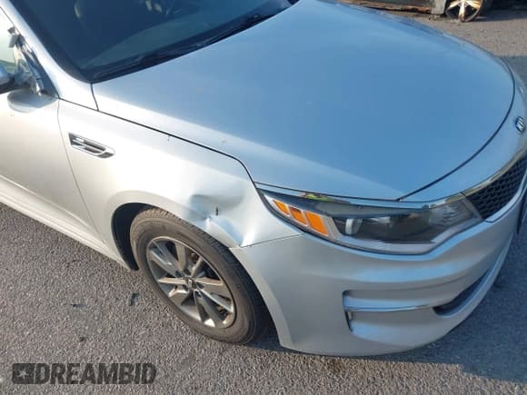 ✅ 2016 Kia Optima LX Turbo • VIN: 5XXGT4L12GG001001 • Lot: 42953378. Listed on IAAI with 187,065 mi. Free auction sales archive from the USA and detailed vehicle history report at DreamBid. Image 6.