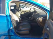 ✅ 2016 Ford Focus Titanium • VIN: 1FADP3N28GL220302 • Lot: 43715924. Listed on IAAI with 59,304 mi. Free auction sales archive from the USA and detailed vehicle history report at DreamBid. Image 5.