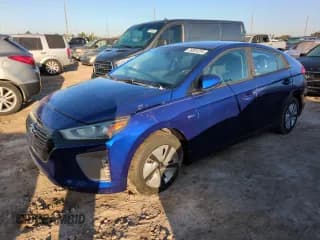 ✅ 2019 Hyundai Ioniq Blue • VIN: KMHC65LC4KU110460 • Lot: 76001224. Wystawiony na Copart z przebiegiem 28 737 mil. Bezpłatny archiwum sprzedaży aukcyjnych z USA i szczegółowy raport historii pojazdu na DreamBid. Zdjęcie 1.