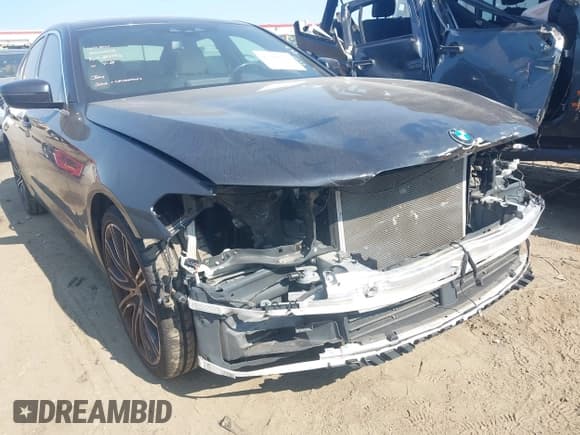 ✅ 2017 BMW 5 Series 540i • VIN: WBAJE5C30HG913690 • Lot: 42366930. Listed on IAAI with 69,066 mi. Free auction sales archive from the USA and detailed vehicle history report at DreamBid. Image 6.