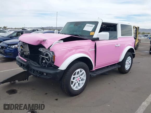 ✅ 2023 Ford Bronco • VIN: 1FMDE5AHXPLB33437 • Lot: 41818499. Listed on IAAI with 7,316 mi. Free auction sales archive from the USA and detailed vehicle history report at DreamBid. Image 17.