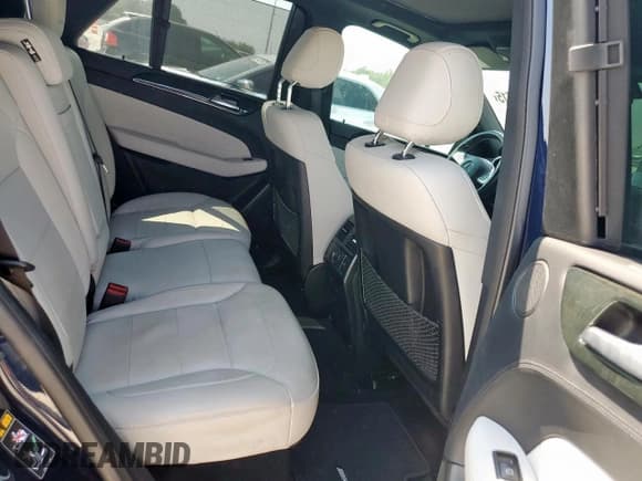 ✅ 2019 Mercedes-Benz GLE 43 AMG • VIN: 4JGDA6EB5KB197312 • Lot: 81431515. Listed on Copart with 28,925 mi. Free auction sales archive from the USA and detailed vehicle history report at DreamBid. Image 11.