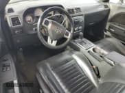 ✅ 2011 Dodge Challenger • VIN: 2B3CJ4DG0BH570315 • Lot: 70276054. Wystawiony na Copart z przebiegiem 181 808 mil. Bezpłatny archiwum sprzedaży aukcyjnych z USA i szczegółowy raport historii pojazdu na DreamBid. Zdjęcie 8.