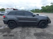✅ 2018 Jeep Grand Cherokee Altitude • VIN: 1C4RJEAG2JC428214 • Lot: 42661661. Wystawiony na IAAI z przebiegiem 81 859 mil. Bezpłatny archiwum sprzedaży aukcyjnych z USA i szczegółowy raport historii pojazdu na DreamBid. Zdjęcie 14.