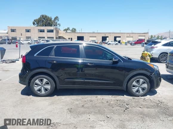 ✅ 2019 Kia Niro EX • VIN: KNDCD3LDXK5337654 • Lot: 42652698. Wystawiony na IAAI z przebiegiem 54 672 mil. Bezpłatny archiwum sprzedaży aukcyjnych z USA i szczegółowy raport historii pojazdu na DreamBid. Zdjęcie 13.