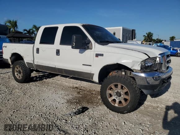 ✅ 2001 Ford F-250 XL • VIN: 1FTNW21F01EB33929 • Lot: 68009515. Wystawiony na Copart z przebiegiem 251 788 mil. Bezpłatny archiwum sprzedaży aukcyjnych z USA i szczegółowy raport historii pojazdu na DreamBid. Zdjęcie 4.