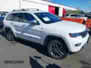 2018 Jeep Grand Cherokee Sterling z VIN 1C4RJFBGXJC267146, wystawiony jako IAAI lot #43411533 z przebiegiem 58 843 mil mil oraz . Historia ofert i sprzedaży dostępna na DreamBid. Obrazek 1.