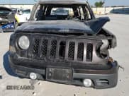 ✅ 2014 Jeep Patriot Latitude • VIN: 1C4NJRFB4ED784537 • Lot: 82477675. Wystawiony na Copart z przebiegiem Nie podano. Bezpłatny archiwum sprzedaży aukcyjnych z USA i szczegółowy raport historii pojazdu na DreamBid. Zdjęcie 13.