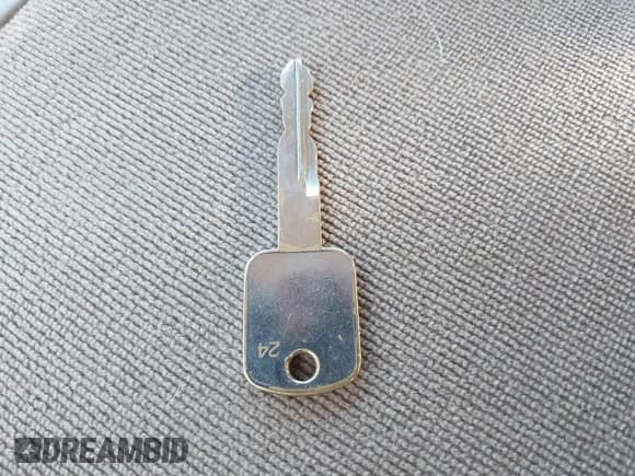 ✅ 1997 Ford F-150 • VIN: 1FTDX1761VKD46227 • Lot: 43452182. Listed on IAAI with 198,636 mi. Free auction sales archive from the USA and detailed vehicle history report at DreamBid. Image 11.