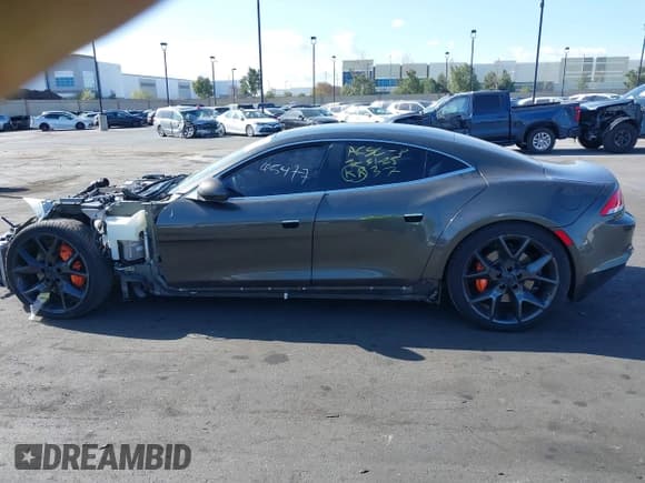 ✅ 2018 Karma Revero • VIN: 50GK41SA4JA000249 • Lot: 41865477. Wystawiony na IAAI z przebiegiem 104 010 mil. Bezpłatny archiwum sprzedaży aukcyjnych z USA i szczegółowy raport historii pojazdu na DreamBid. Zdjęcie 14.