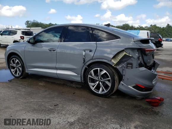 ✅ 2023 Audi Q4 e-tron Sportback Premium Plus • VIN: WA132BFZ8PP000204 • Lot: 53398314. Listed on Copart with 20,268 mi. Free auction sales archive from the USA and detailed vehicle history report at DreamBid. Image 2.