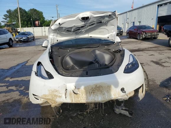 ✅ 2023 Tesla Model Y Long Range • VIN: 7SAYGDEE5PF791022 • Лот: 54855965. Опубликован ранее на Copart с пробегом Не указан. Бесплатный доступ к архиву аукционных продаж из США и подробный отчёт об истории автомобиля на DreamBid. Изображение 5.