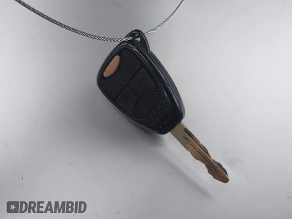 ✅ 2006 Dodge 1500 SLT • VIN: 1D7HU182X6J228471 • Лот: 43210630. Опубликован ранее на IAAI с пробегом 157 607 миль. Бесплатный доступ к архиву аукционных продаж из США и подробный отчёт об истории автомобиля на DreamBid. Изображение 11.