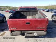 ✅ 2002 Chevrolet S-10 LS • VIN: 1GCDT13W12K171152 • Лот: 54494335. Опубликован ранее на Copart с пробегом 183 708 миль. Бесплатный доступ к архиву аукционных продаж из США и подробный отчёт об истории автомобиля на DreamBid. Изображение 6.