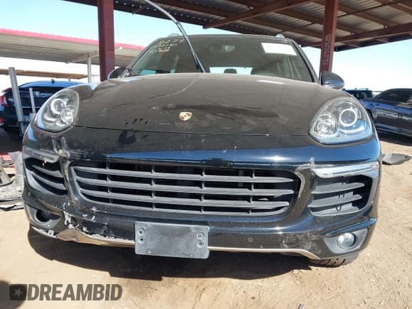 ✅ 2016 Porsche Cayenne S E-Hybrid • VIN: WP1AE2A24GLA17229 • Lot: 41371847. Listed on IAAI with 81,674 mi. Free auction sales archive from the USA and detailed vehicle history report at DreamBid. Image 11.