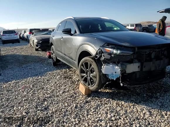 ✅ 2023 Mazda CX-30 Premium Plus • VIN: 3MVDMBEY3PM559046 • Lot: 42758205. Wystawiony na Copart z przebiegiem 11 793 mil. Bezpłatny archiwum sprzedaży aukcyjnych z USA i szczegółowy raport historii pojazdu na DreamBid. Zdjęcie 13.