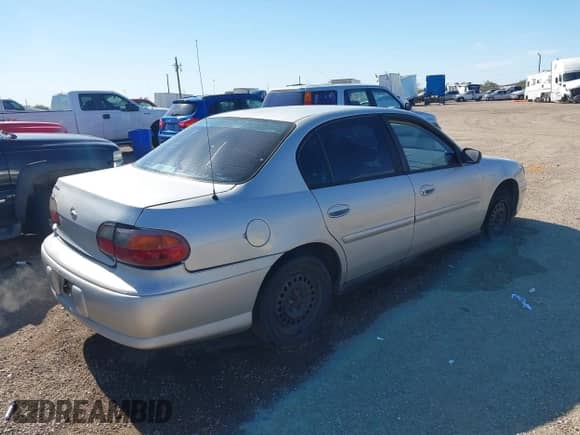 2001 Chevrolet Malibu with VIN 1G1ND52J916268601, listed as a IAAI auction lot 41254002 with 235,697 mi miles and . Bid and sale history available at DreamBid. Image 4.