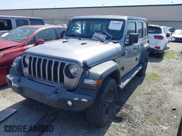 ✅ 2021 Jeep Wrangler Unlimited Sport Altitude • VIN: 1C4HJXDGXMW662493 • Lot: 41288957. Wystawiony na IAAI z przebiegiem 64 808 mil. Bezpłatny archiwum sprzedaży aukcyjnych z USA i szczegółowy raport historii pojazdu na DreamBid. Zdjęcie 19.
