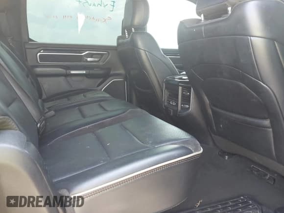 ✅ 2019 Ram 1500 Laramie • VIN: 1C6RREJT6KN684181 • Lot: 43251943. Listed on IAAI with 138,261 mi. Free auction sales archive from the USA and detailed vehicle history report at DreamBid. Image 8.