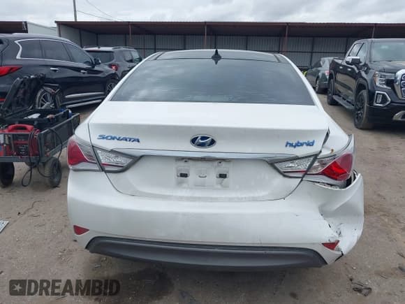 ✅ 2012 Hyundai Sonata Hybrid • VIN: KMHEC4A42CA020959 • Lot: 41480541. Listed on IAAI with 79,777 mi. Free auction sales archive from the USA and detailed vehicle history report at DreamBid. Image 16.