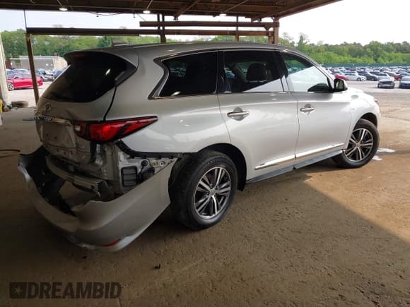 ✅ 2020 Infiniti QX60 Luxe • VIN: 5N1DL0MN4LC531229 • Lot: 42389359. Listed on IAAI with 106,545 mi. Free auction sales archive from the USA and detailed vehicle history report at DreamBid. Image 4.