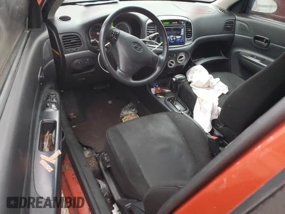 ✅ 2009 Hyundai Accent Auto SE • VIN: KMHCN36C49U122105 • Лот: 44187715. Опубликован ранее на Copart с пробегом 162 562 миль. Бесплатный доступ к архиву аукционных продаж из США и подробный отчёт об истории автомобиля на DreamBid. Изображение 8.