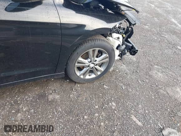 2018 Hyundai Elantra Limited с VIN 5NPD84LF0JH334048, выставлен на аукционе IAAI как лот 42635244 с пробегом 90 826 миль миль и . История ставок и продаж доступна на DreamBid. Изображение 19.