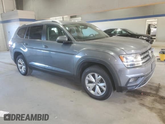 ✅ 2018 Volkswagen Atlas SE • VIN: 1V2LR2CA2JC548714 • Lot: 92891285. Listed on Copart with 160,040 mi. Free auction sales archive from the USA and detailed vehicle history report at DreamBid. Image 4.
