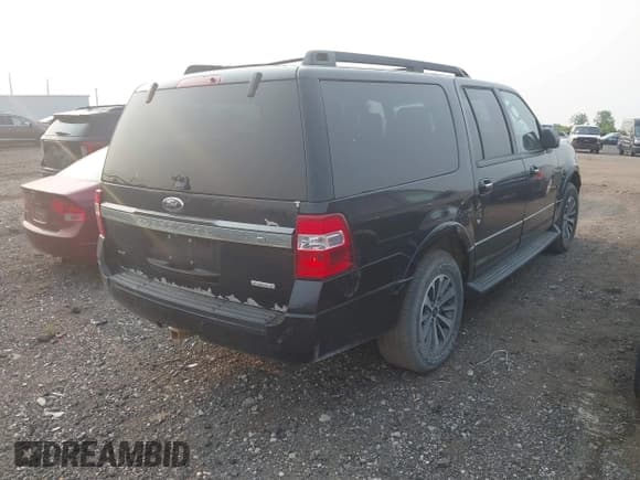 ✅ 2015 Ford Expedition Max XLT • VIN: 1FMJK1JT0FEF04830 • Lot: 42384888. Listed on IAAI with 122,412 mi. Free auction sales archive from the USA and detailed vehicle history report at DreamBid. Image 4.